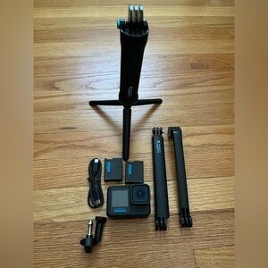 GoPro 13 Black Camera with 2 batteries and 3 way tripod